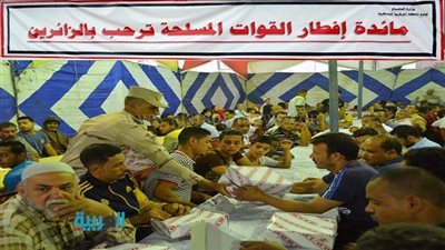 القوات المسلحة تقيم 131 مائدة رمضانية بالمناطق الأكثر احتياجًا