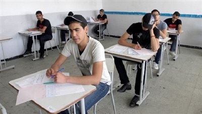 امتحانات الثانوية العامة في الأسبوع الأول بالجيزة.. طلاب لجنة بالبدرشين يتركون أوراق الإجابة 