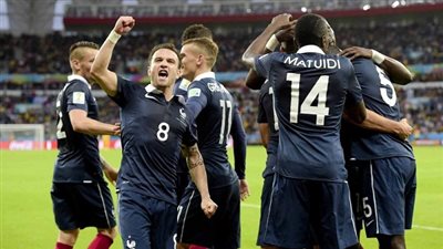 بث مباشر.. فرنسا في مواجهة رومانيا بافتتاح 