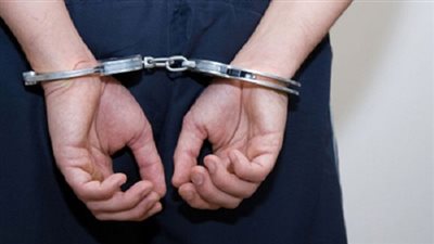 القبض على 3 مدمنين بحلوان سرقوا سيارة زميلهم في الإسماعيلية