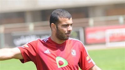 محمود طاهر: 