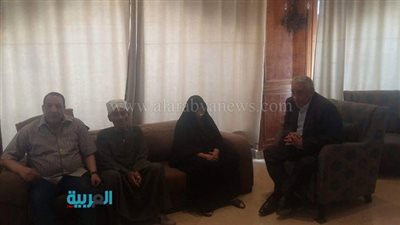 بالصور.. نقيب المحامين يلتقي 