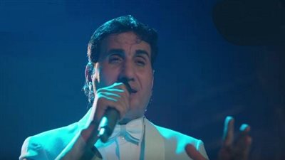 بالصور.. أحمد شيبة يتواضع بعد 