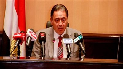  إقالة مدير معهد ناصر.. وتعيين حازم الفيل خلفًا له 