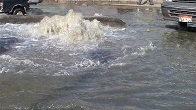 كسر ماسورة مياه بمحطة نصر الدين في الهرم 