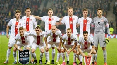 بث مباشر.. بولندا تفتح مشوارها في 