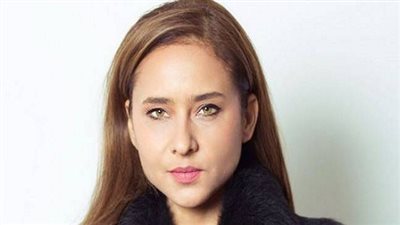 بالفيديو.. كواليس تصوير مشهد غرق نيللي كريم في 