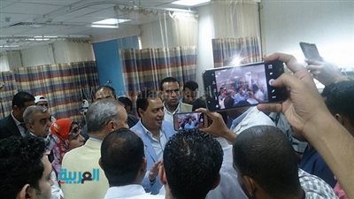 وزير الصحة يوجه بالتعاقد مع أطباء عظام ومخ بمستشفى قفط 