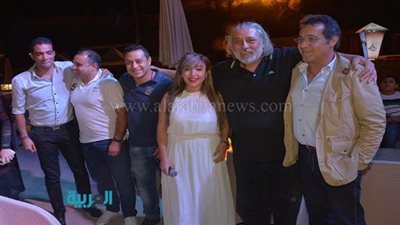 بالصور.. نجوم الكرة والفن في افتتاح خيمة بيوت باي