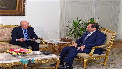 السيسي يتلقى دعوة رسمية لزيارة البرتغال في لقائه بوزير خارجيتها