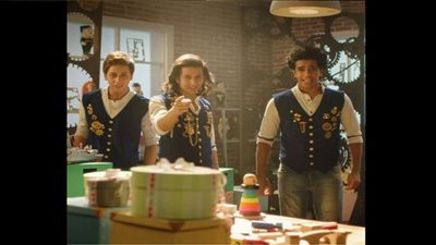 بعد الهجوم عليه.. قصة أصغر صاحب شركة إنتاج فنية.. هشام جمال منتج 