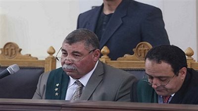 متهم باغتيال النائب العام يدون على ملابسه كلمة 