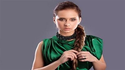 بالفيديو.. مواجهة بين نيللى كريم ووالدتها فى 