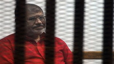 تكدس أمام بوابة الدخول بأكاديمية الشرطة قبل النطق بالحكم في 