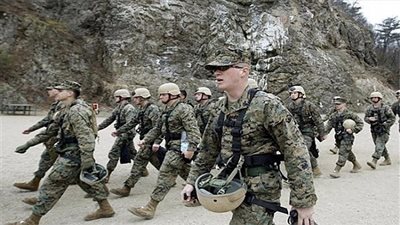 واشنطن بوست: الولايات المتحدة تخطط للحفاظ على قواتها في اليمن