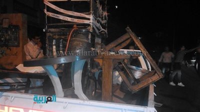 بالصور.. تحرير 13 محضر إعادة غلق كافيهات مخالفة بحي غرب القاهرة 