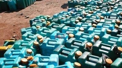 ضبط صاحب بنزينة لبيعة مليون لتر مواد بترولية بالسوق السوداء