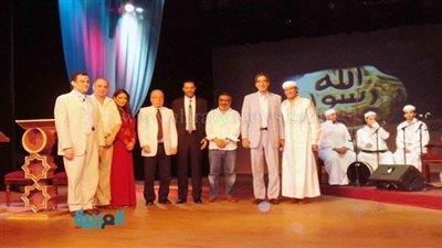 بالصور.. وزير الثقافة يشارك 