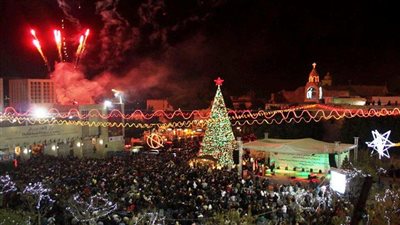 مظاهر من احتفالات المصريين بالعيد.. 