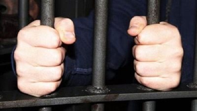 تجديد حبس حارس عقار لتمزيقه شاب في مدينة نصر