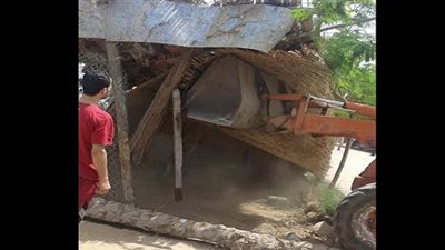 بالصور.. حملة مكبرة لرفع الإشغالات بوسط البلد والزمالك 