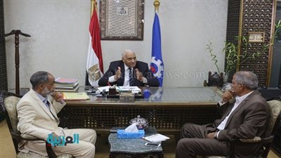  محافظ السويس يستقبل الرئيس الجديد لقطاع 