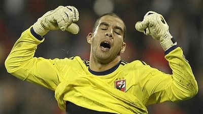 الأولتراس يقسو على حارس الأهلي بعد فضيحة 