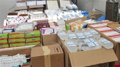  خلال حملات التفتيش المستمرة الصحة: ضبط 30 الف عبوة محاليل