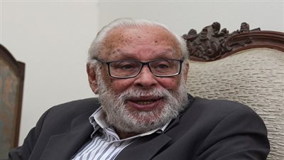 جورج إسحاق ساخرًا: من يخرج في 30 يونيو 