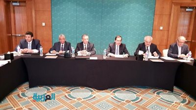وزير البترول يترأس لجنة متابعة مشروع 