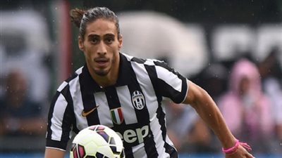 تقارير: روما يريد التعاقد مع كاسيريس