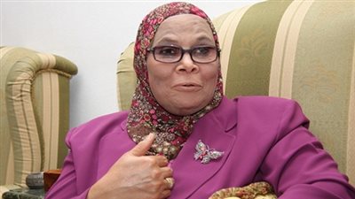 آمنة نصير: حذف آيات 