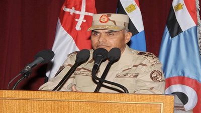 وزير الدفاع يفتتح عددًا من خطوط التأمين الفني والإنتاج بورشة للقوات المسلحة