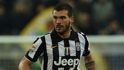 استيفانو ستورارو يوجه ضربة موجعة ليوفنتوس