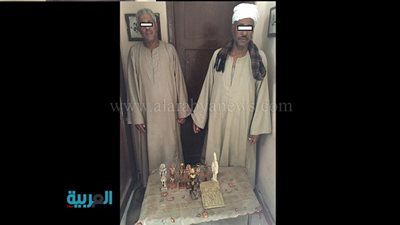 مباحث النقل تضبط عاملين بحوزتهما 8 تماثيل أثرية بالإسكندرية