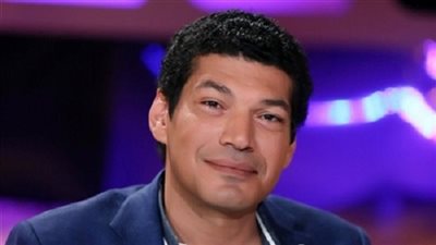  باسم سمرة يقضي عطلة 