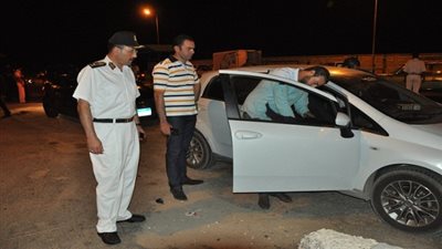 ضبط تشكيل عصابي تخصص في سرقة السيارات بمصر القديمة