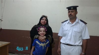 العثور على طفلة مفقودة بمحطة مترو الشهداء 
