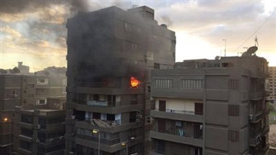 الدفع بـ 5 سيارات إطفاء لإخماد حريق في بولاق الدكرور 