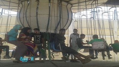 بالصور.. مسن يخرج عن 