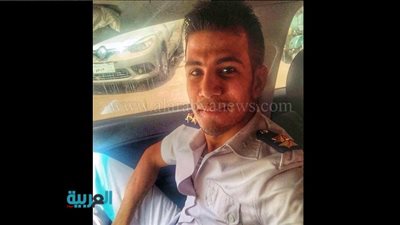 بالصور.. الموت يخطف ضابط شرطة وخطيبته قبل زفافهما.. العثور على جثامين الضحيتين في سيارة بجراج عقار.. ومصدر أمني: لا شبهة جنائية وراء الحادث