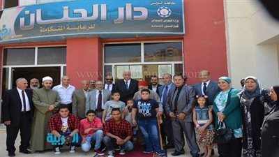 محافظ السويس يشارك أطفال دار الحنان فرحتهم بالعيد