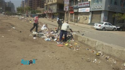 بالصور.. حملة نظافة بحي شبرا الخيمة أول
