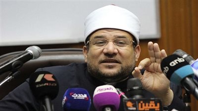 وزير الأوقاف: 