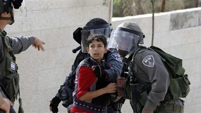  الاحتلال يعتقل 14 فلسطينيًا من الضفة بينهم طفل