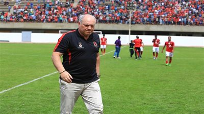  نجم الأهلي السابق ينتقد مارتن يول ويمدح ربيعة