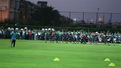 رغم غيابه.. جماهير المصري تدعم 