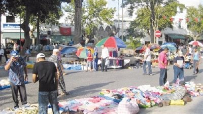 مرافق القاهرة: 25 محضرًا للباعة المتجولين بالرحاب ووسط البلد