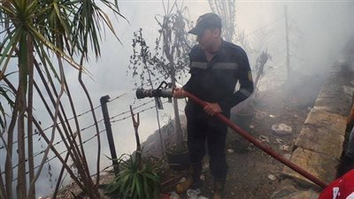 إخماد حريق بمشتل في مصر القديمة 