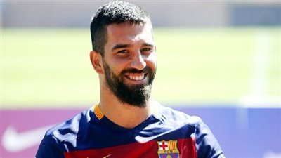 تشيلسي يسعى للتعاقد مع لاعب وسط برشلونة